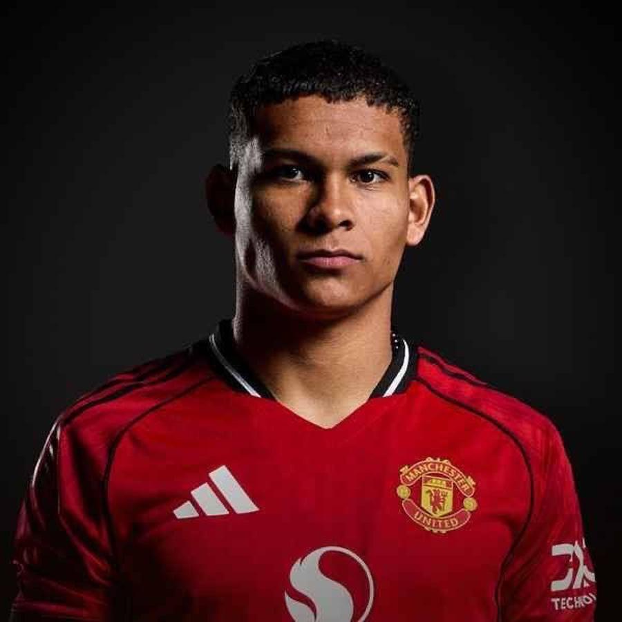 开云体育官网-曼联700万铁闸拒绝冬窗离队！接洽恩迪迪真相揭晓，两人仍是目标