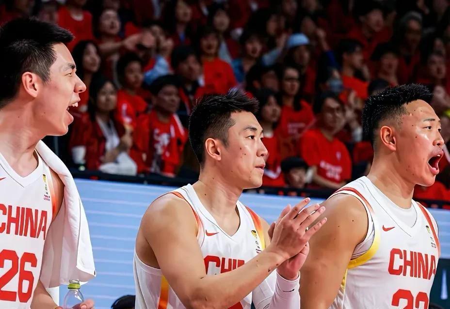 开云体育入口-中国男篮世预赛总结：赵继伟、胡金秋满分，三人或无缘国家队资格