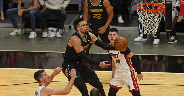 开云体育官网-再遇伊戈达拉收获胜利 灰熊小将们终于扬眉吐气