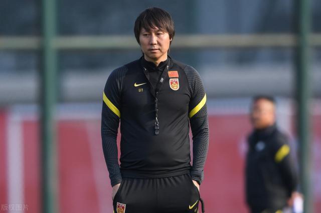 国足热身8连胜李铁满意精气神：踢球欲望有了改变