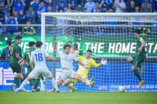 开云体育官方-负分起步又遇伤病潮 申花如何抗过倒春寒？