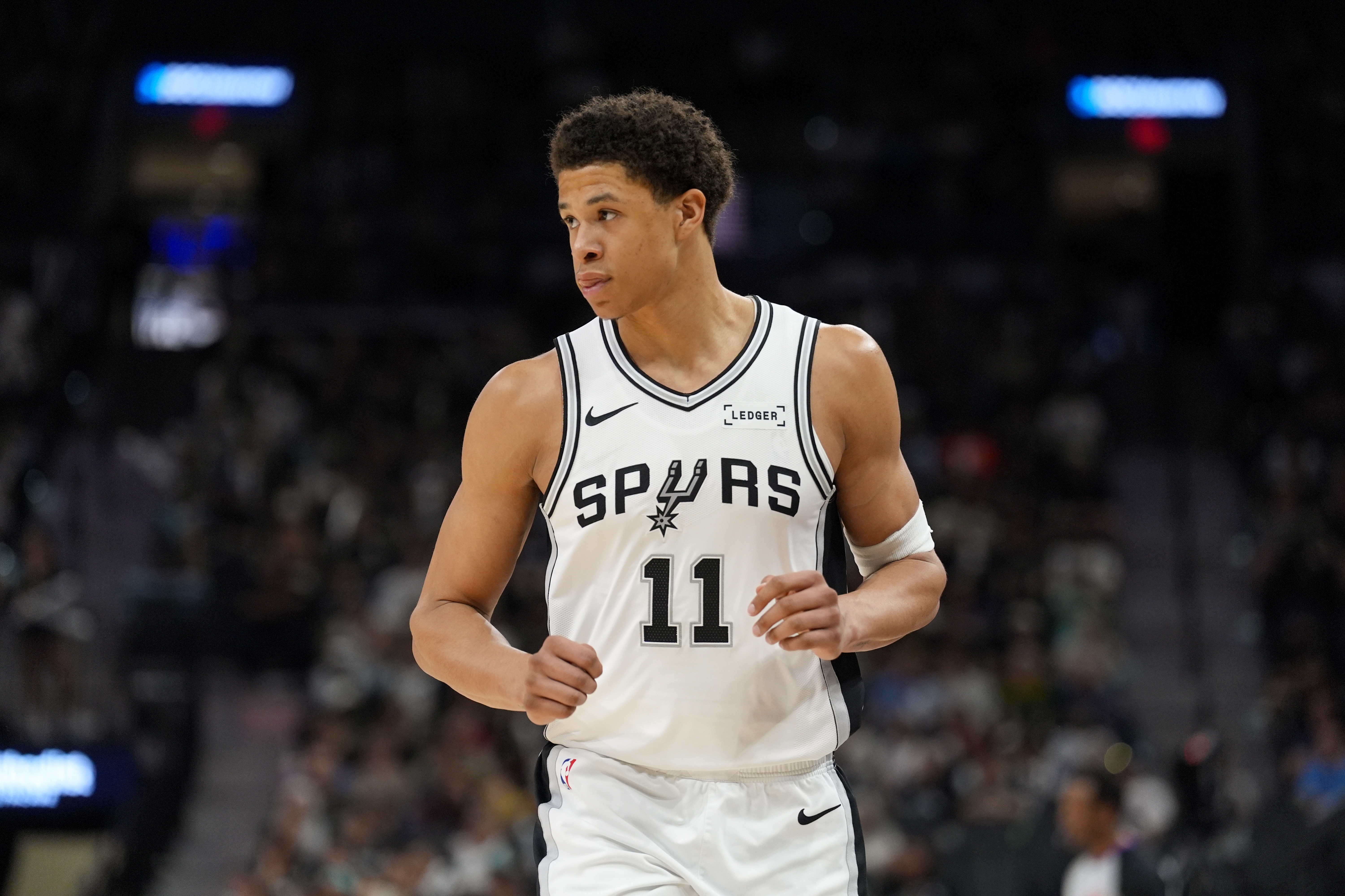 开云体育官方网站-卡布：我们完全没考虑挑对手 排名到季后赛就不重要了 只有输赢